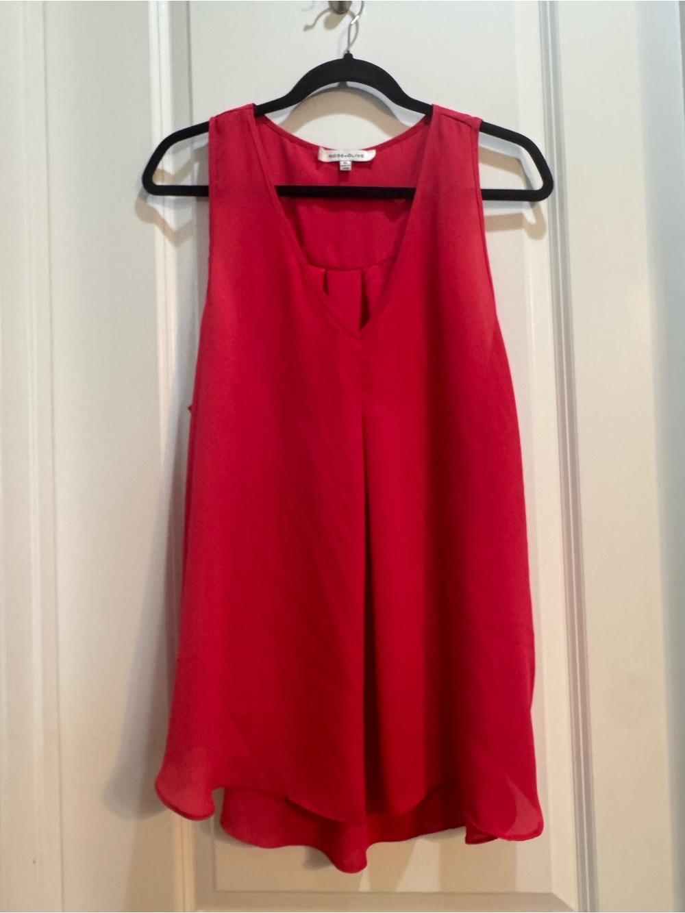 Rose + Olive Red Vneck Sleeveless Top XL  Armpit To Armpit 23” Length 30”